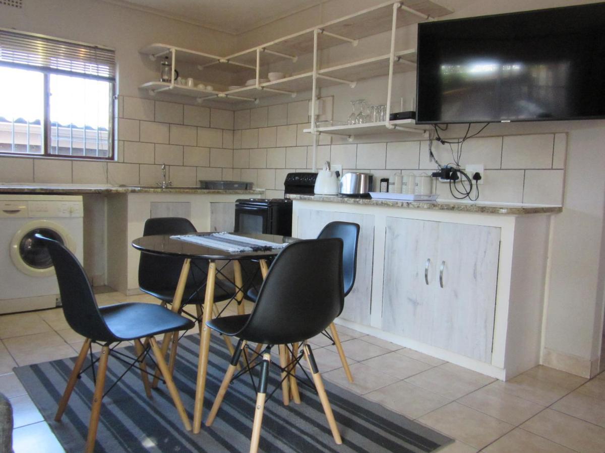 Uitspan Apartment St Lucia Bagian luar foto
